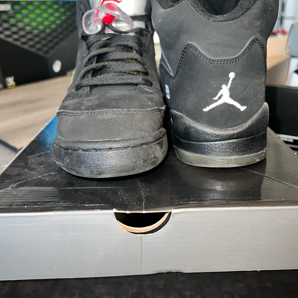 Jordan 5 Retro Black Metallic 2011 - Picture 4 of 6